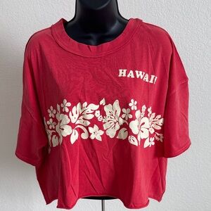 NWT Ascot and Hart Hawaii Floral Graphic Boxy Cropped Tee Red M